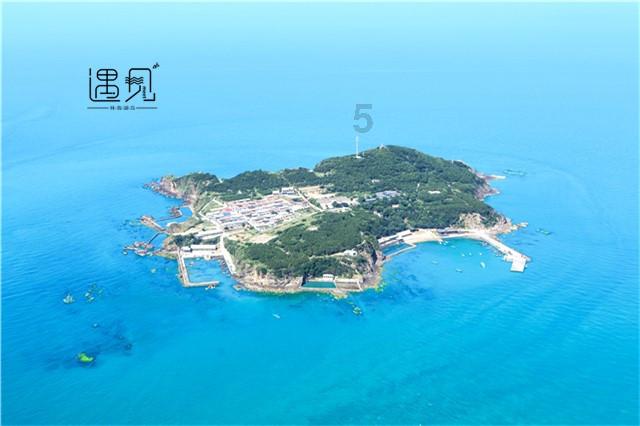 逃离破旧弃城