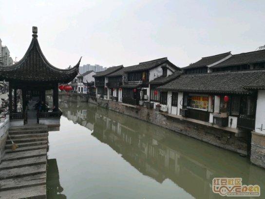 又是别人家学校!一技校20名老师,开车送85名学生回家过年
