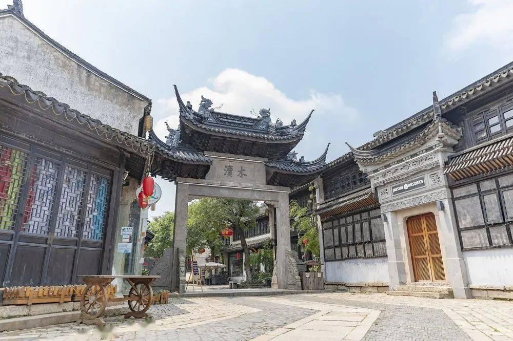 从爆火到暴雷,元宇宙离我们还有多远?